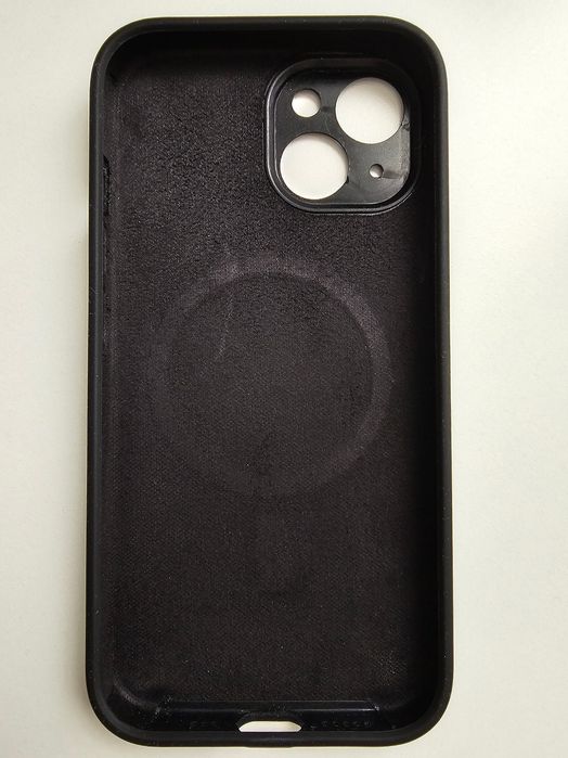 Чохли на iPhone 15