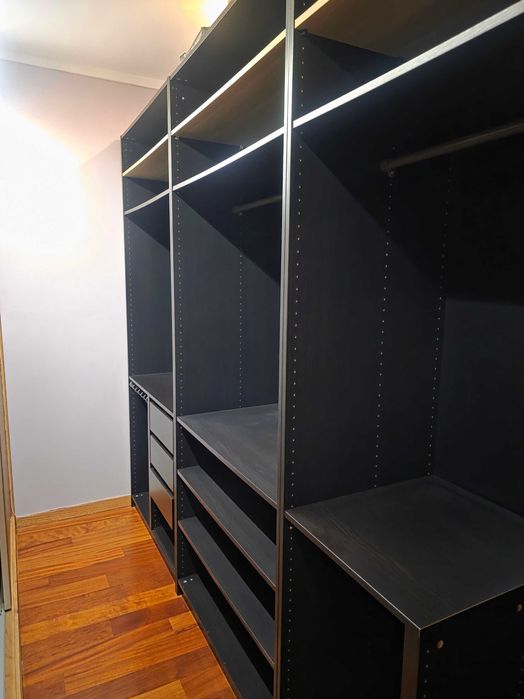 armário IKEA PAX - 3 módulos 236cm x 100 cm x 60 cm