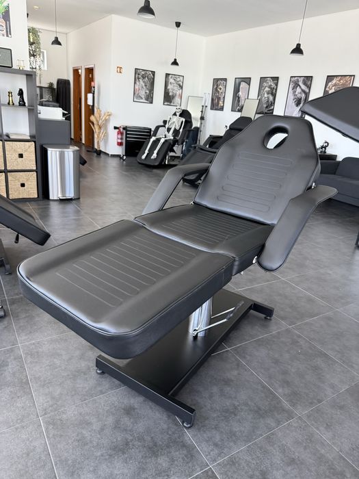 Marquesa Profissional para Tatuagem, Estética, Massagem, etc… NOVA | Preço Original: 800€