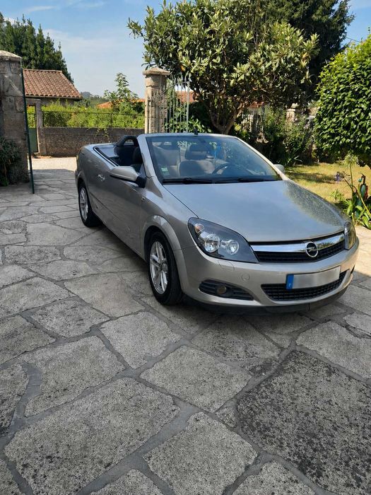 Opel astra twintop cabrio