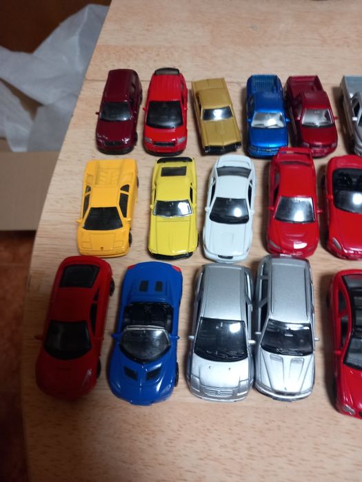 Vendo miniaturas da welly