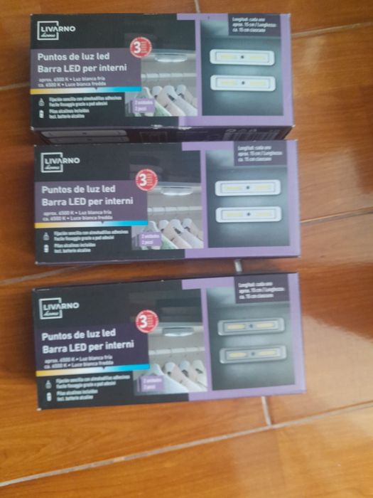 Lâmpadas Led em caixa