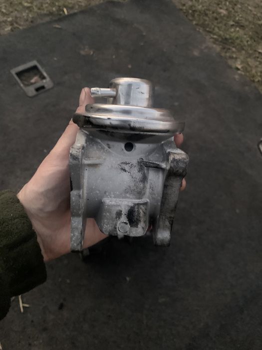038129637D Клапан egr Skoda Octavia VW golf 5 1.9 2.0 tdi