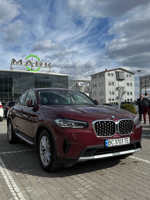 Довгострокова оренда автомобіля Львів. Прокат авто у Львові LeoCar