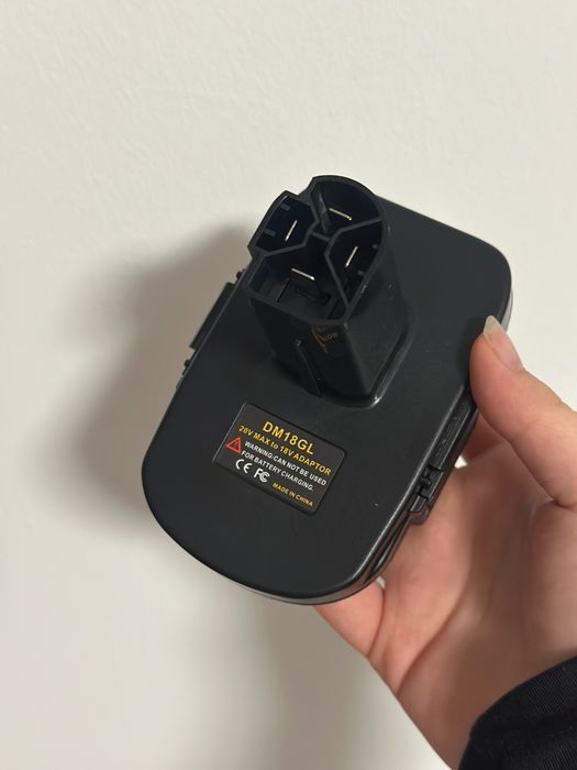 Konwerter baterii do adaptera DM18GL