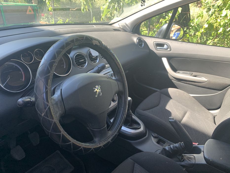 Peugeot 308 SW 1.6 HDi – 2010 | Económica, Espaçosa e com Extras