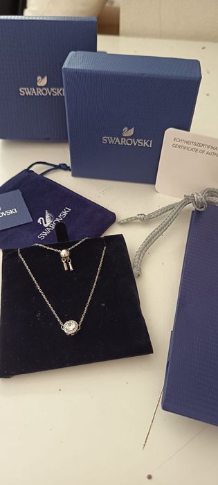 Colar Swarovski Original - Pendente Solitário Crystal com Fecho Ajustá
