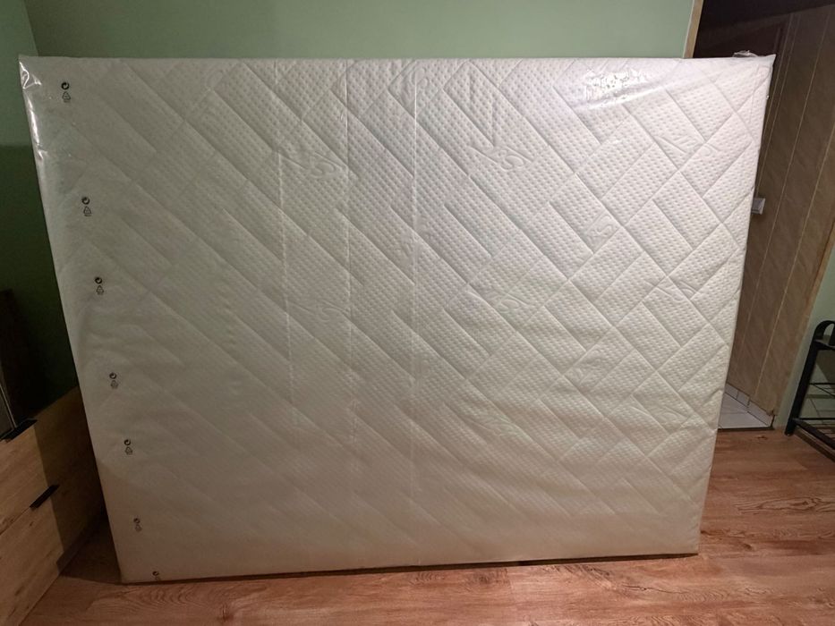 Materac sprężynowy Madox