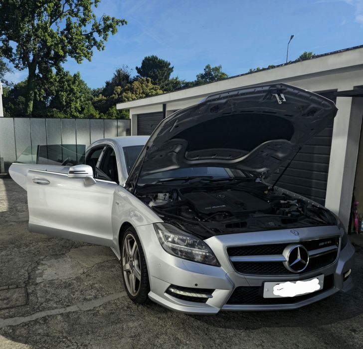 Automovel Ingles Mercedes Shooting Brake C250 CDI AMG