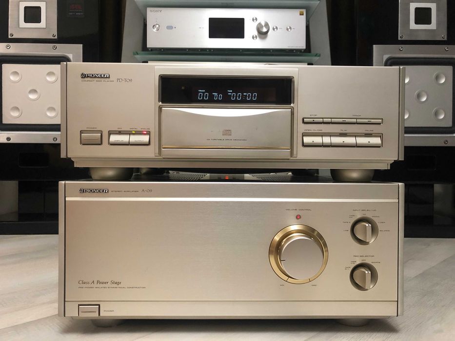 Комплект PIONEER : Pioneer PD-T09 + Pioneer A-09