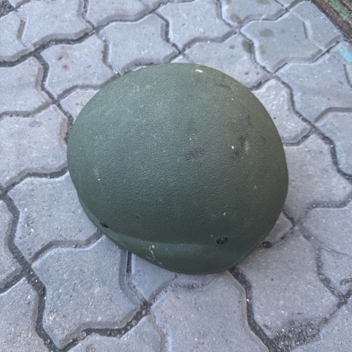 Продам шолом (каску) розмір L