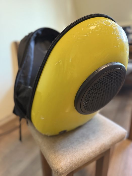 Рюкзак-переноска COSMOPET з ілюмінатором, вживана