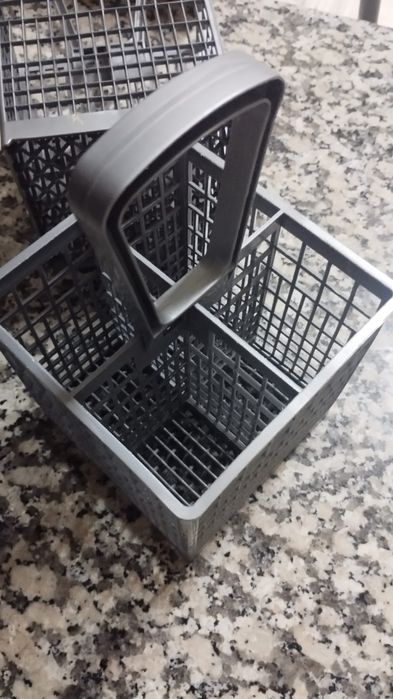 Para a máquina de lavar a loiça em ótimo estado