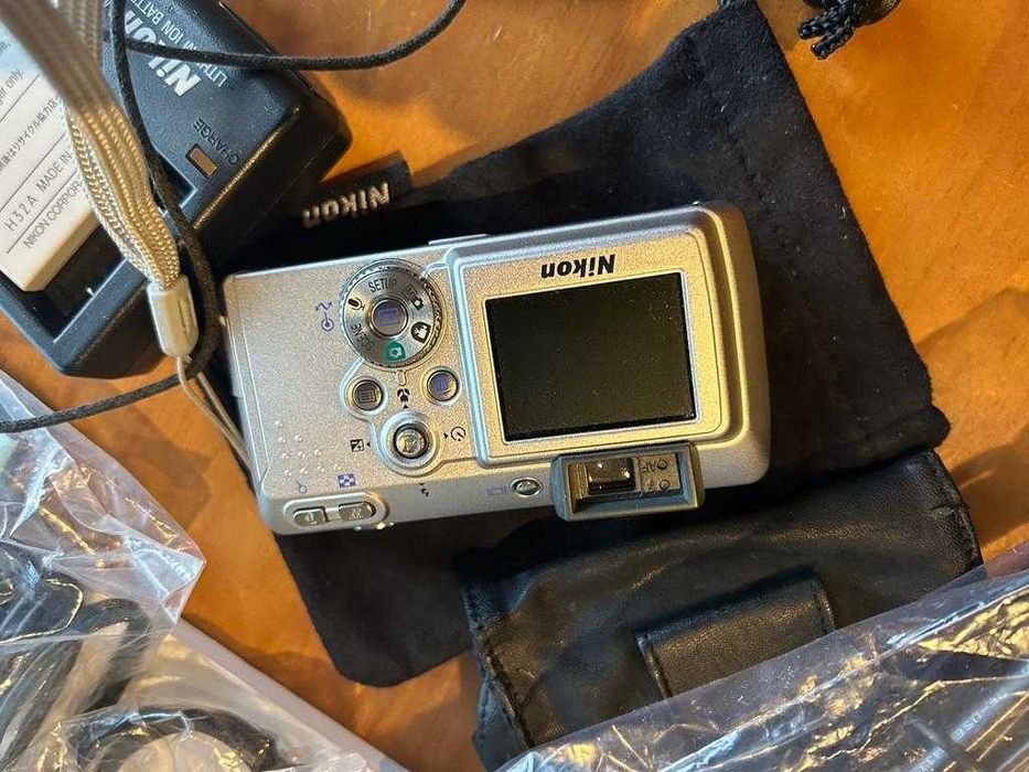 CASIO EXLIM DIGITAL CAMERA64586502989699122