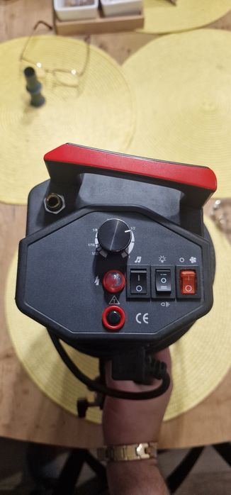 Lampa błyskowa FIGHTER FV-300 300Ws