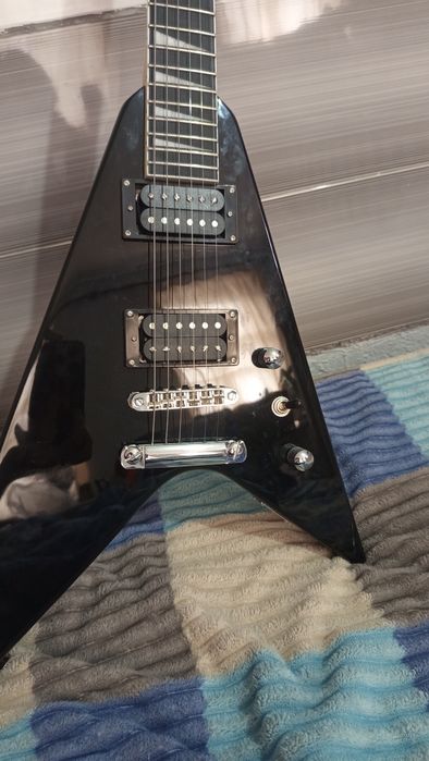 електрогітара Harley Benton RX-10 BK Rock Series.