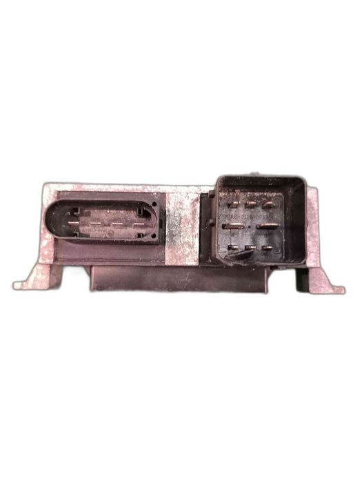Relé de Velas de Incandescência RENAULT MEGANE III Hatchback 8200558438A (OEM)
