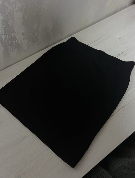 спідниці юбки ZARA, Bershka, укр бренди