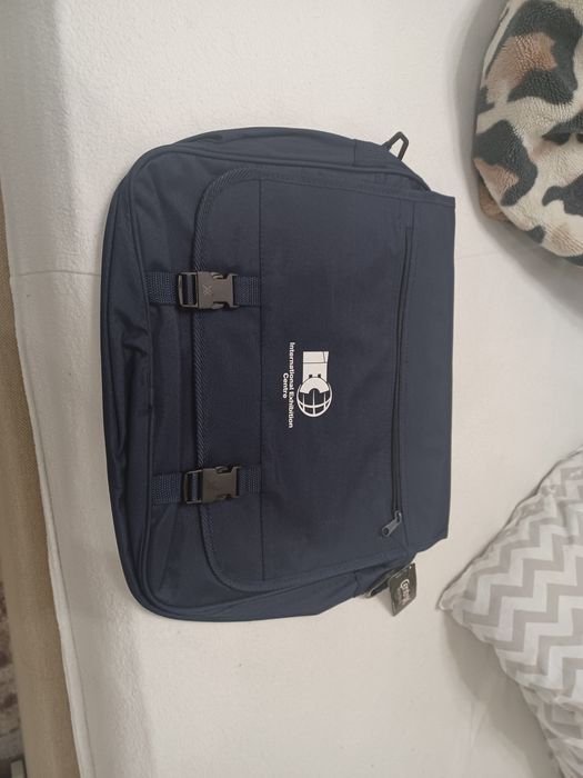 Сумка новая для документов или ноутбука