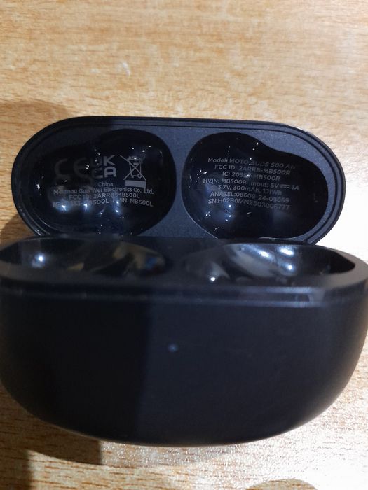 Auriculares Motorola buds 500