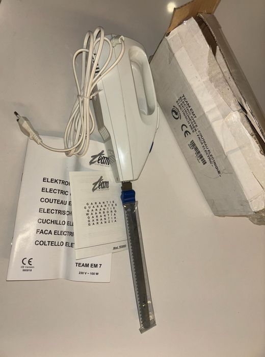 Faca Eléctrica Nova