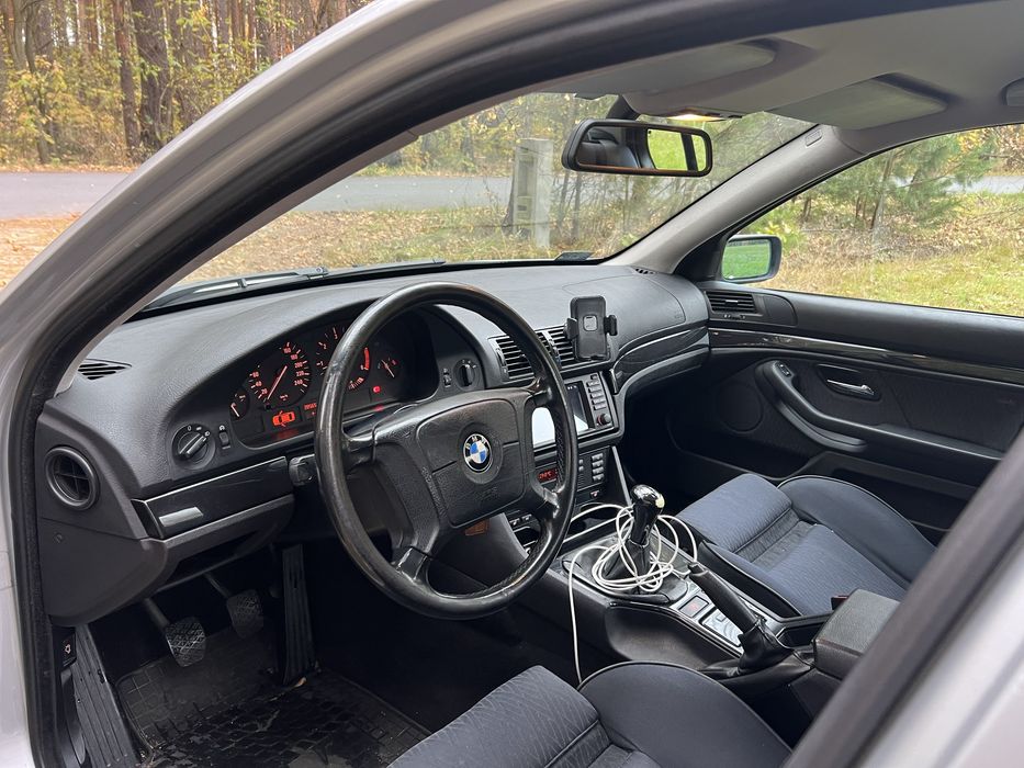 BMW e39 520d  2001 rok , 286000