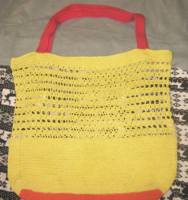 Вязаная новая сумка для покупок или на море