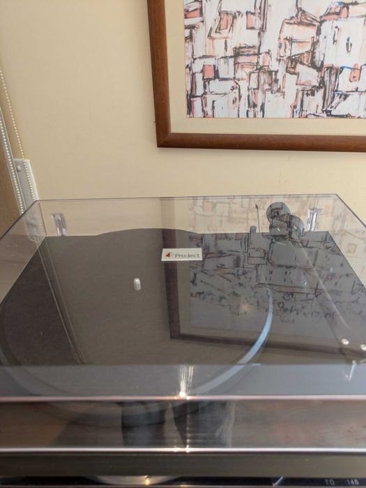 Vendo Dois Gira discos. Acoustic Research AR XA e Project Debut III