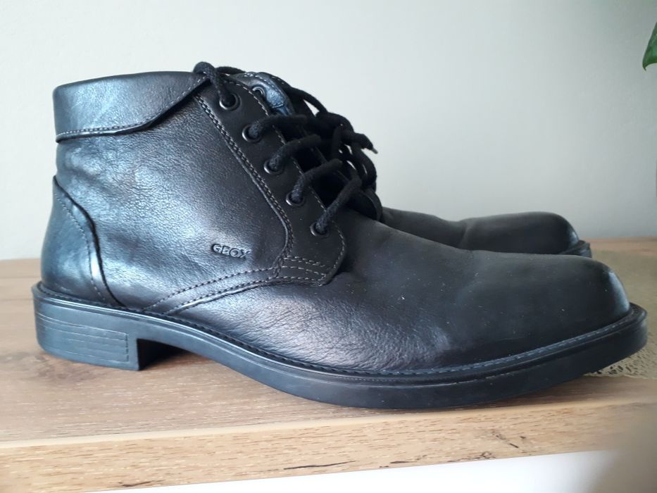 Męskie buty skórzane marki GEOX  Respira rozm 43.Stan jak nowe