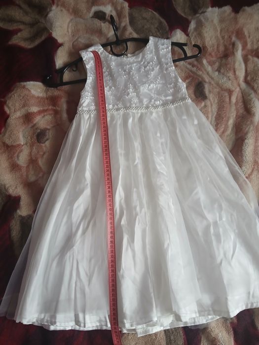 Сукня біла для дівчинки