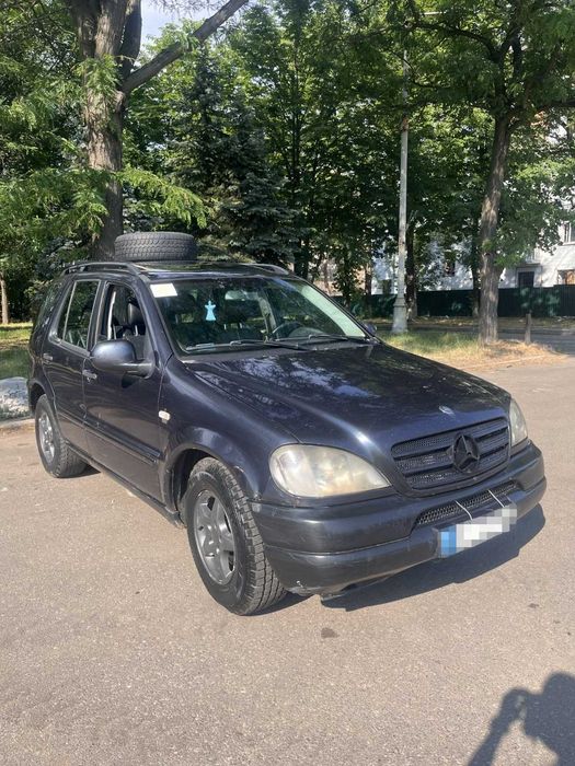 Mercedes-Benz W163
