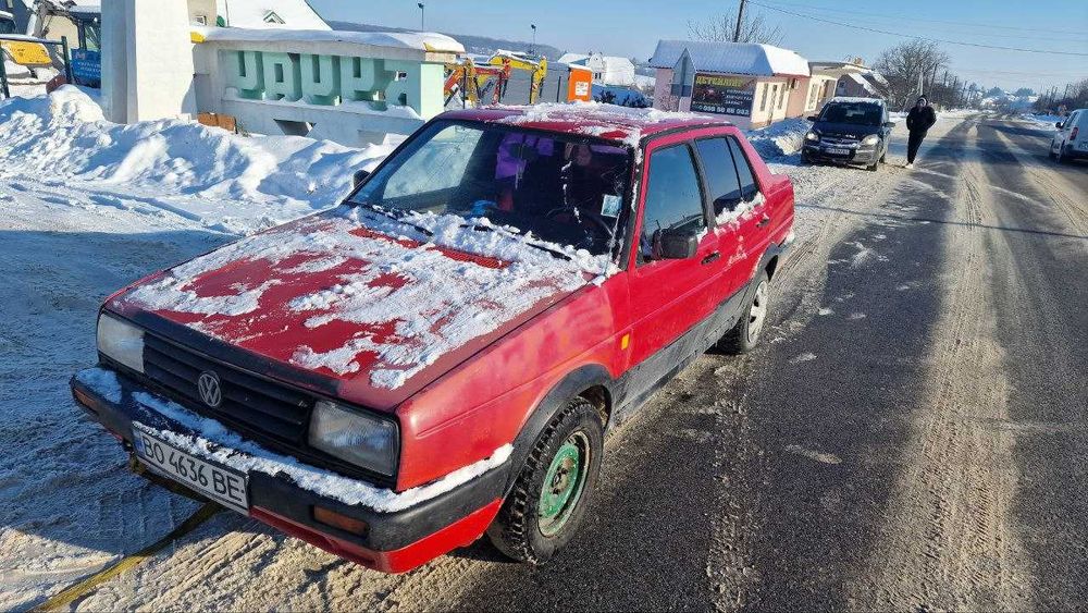 Продам автомобіль Volkswagen Jetta 1990 II покоління(FL)1.8 газ бензин