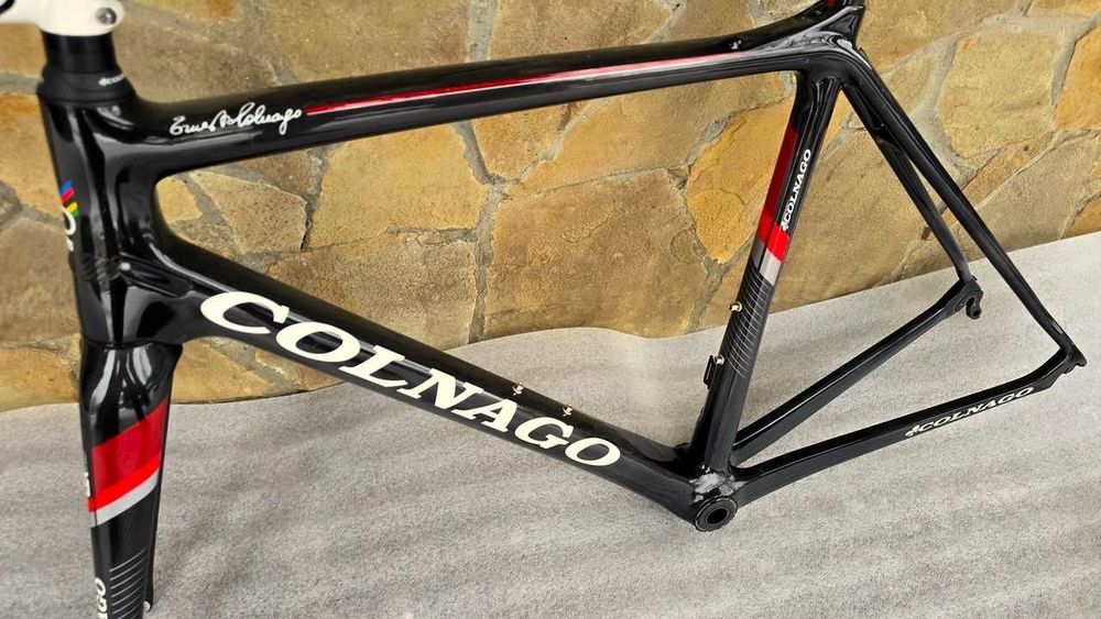 Карбонова шосейна рама Colnago CLX EVO