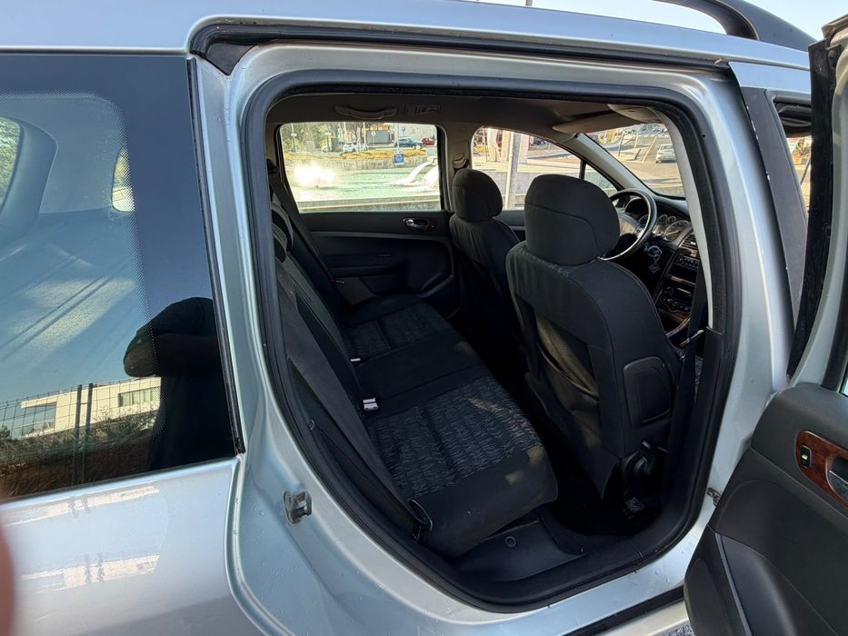 Peugeot 1.6hdi.