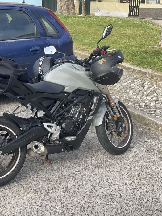 Honda  CB 125 R