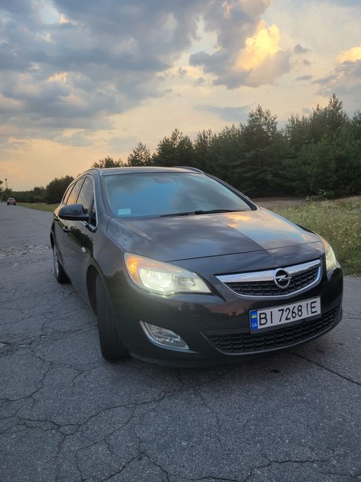 Opel astra j 2012