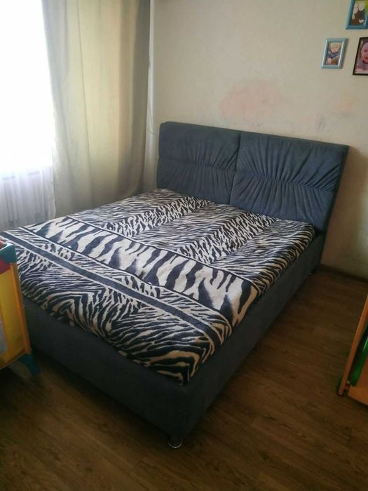 продам 2 спальную кровать