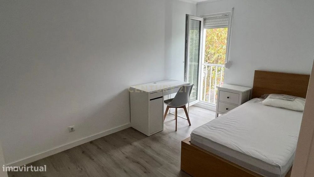 Apartamento T4 transformado em T5!