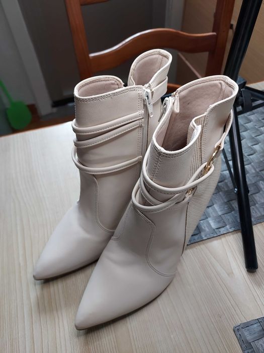 Sandalia de Noiva couro legítimo