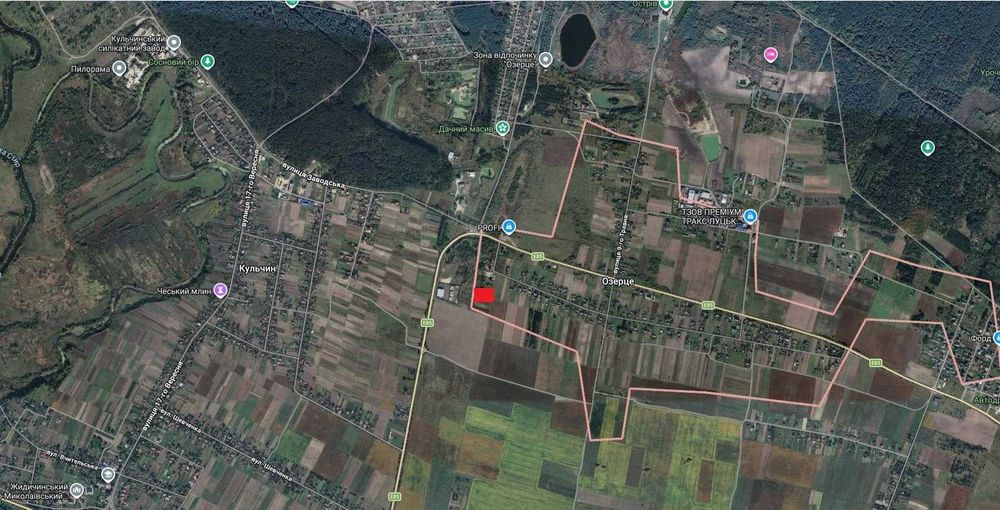 Мальовнича ділянка у зручному передмісті!