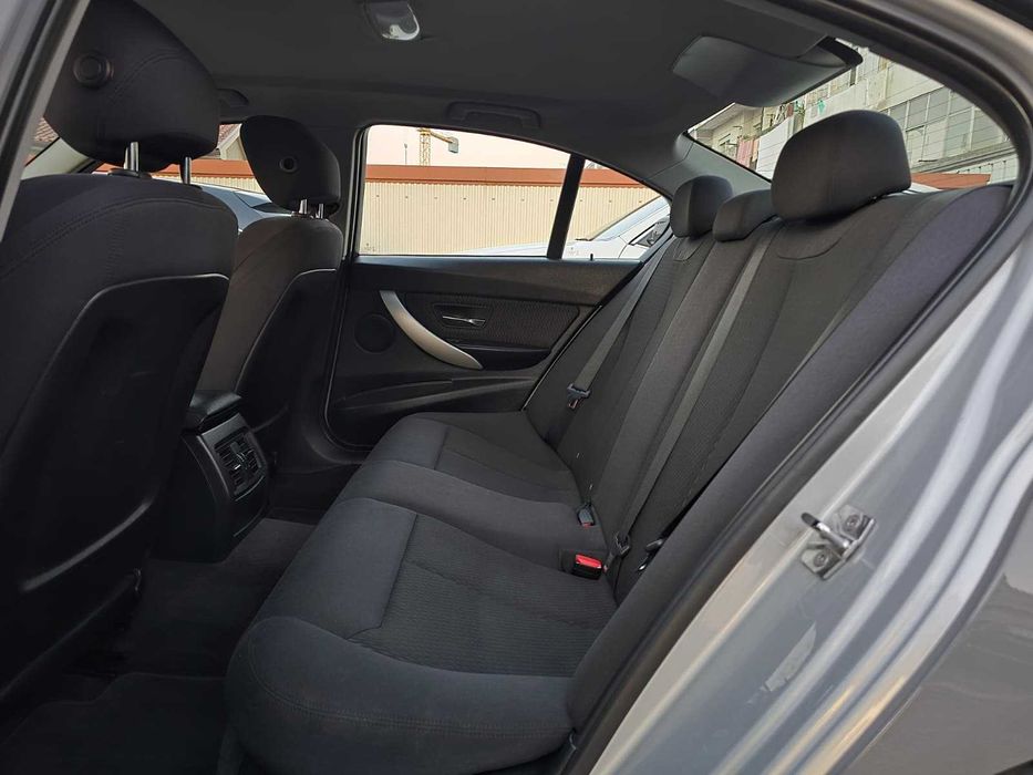 BMW 320D F30 2.0 "LOOK M3" "AUTOMÁTICO"