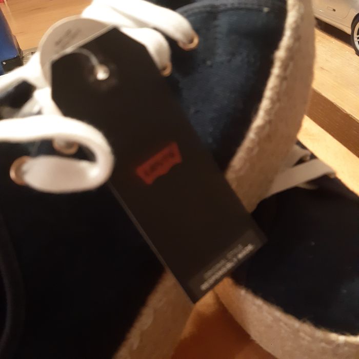 Trampki levis rozmiar 40