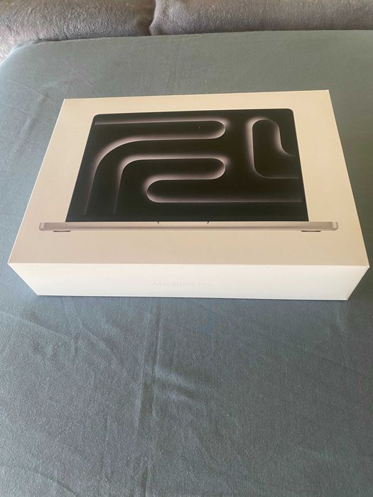MacBook Pro 14&quot; M3 Pro 36GB/512GB • AppleCare until 2027 • All Original Items64283959949315121