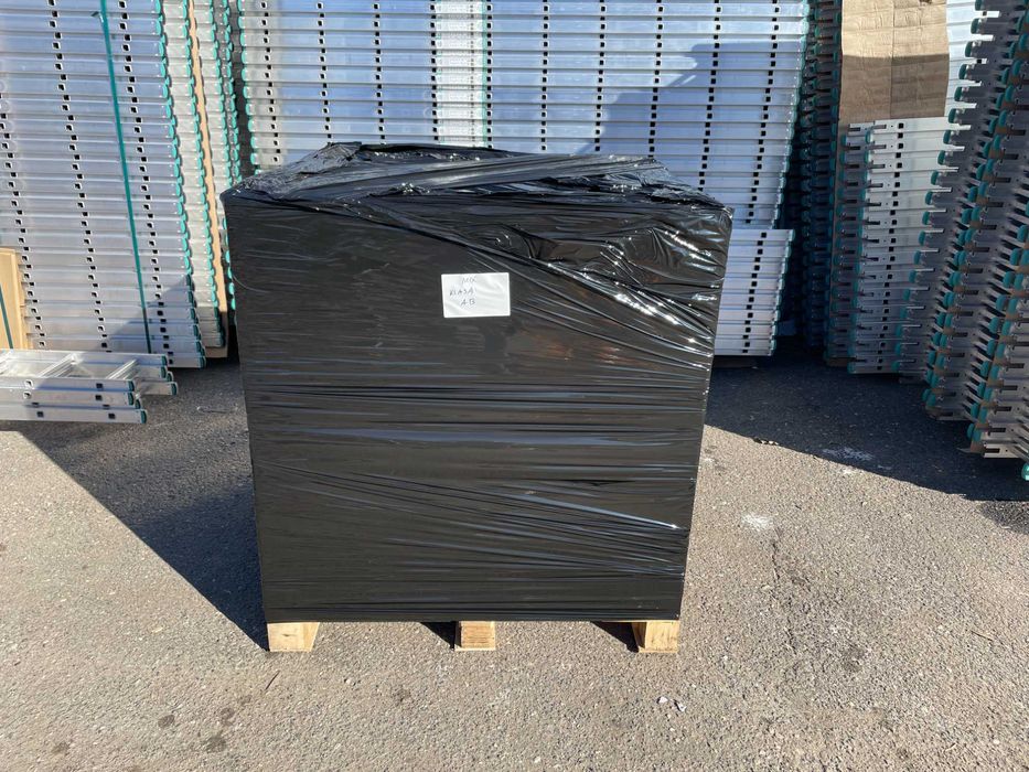 Palet MIX Narzędzi budowlanych HIGHER drabiny wózki Kat AB