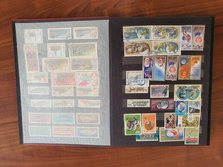 Klaser ze znaczkami pocztowymi