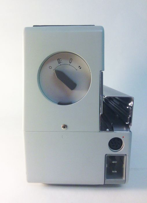 Projetor de slides Braun