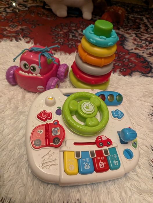 Розвиваючі іграшки для малюків недорого