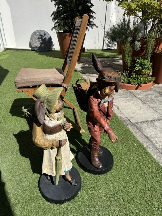 Coelhos decorativos em resina