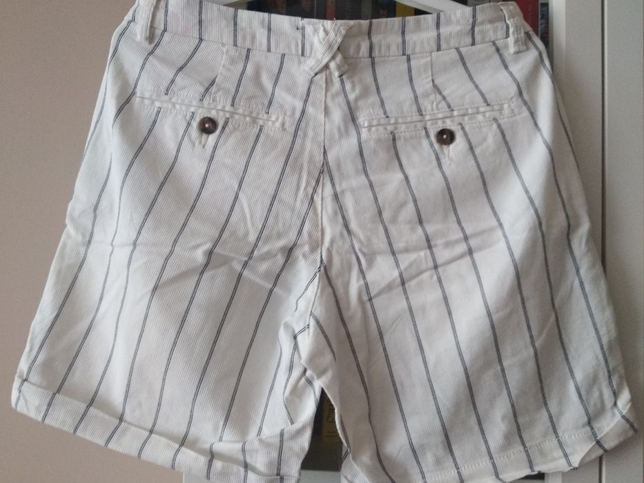 Krótkie spodenki rozm. 38