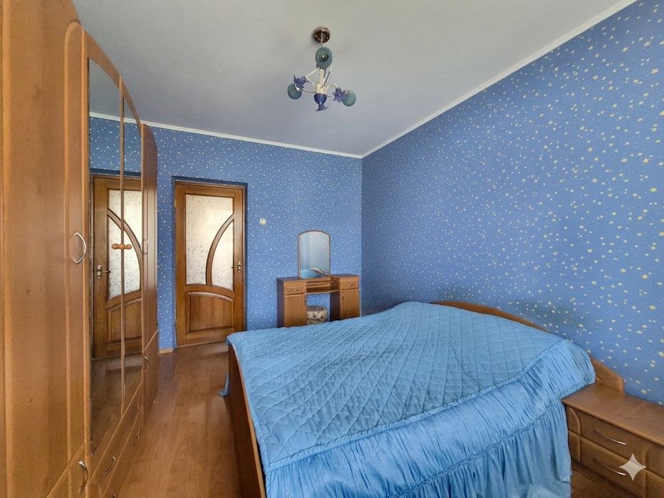 Продаж 3-кімнатної  квартири